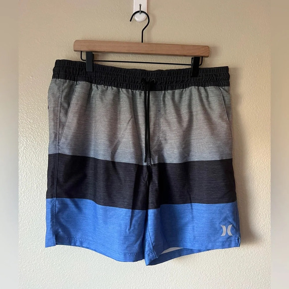 HURLEY Striped Volley Shorts - Picture 2 of 6